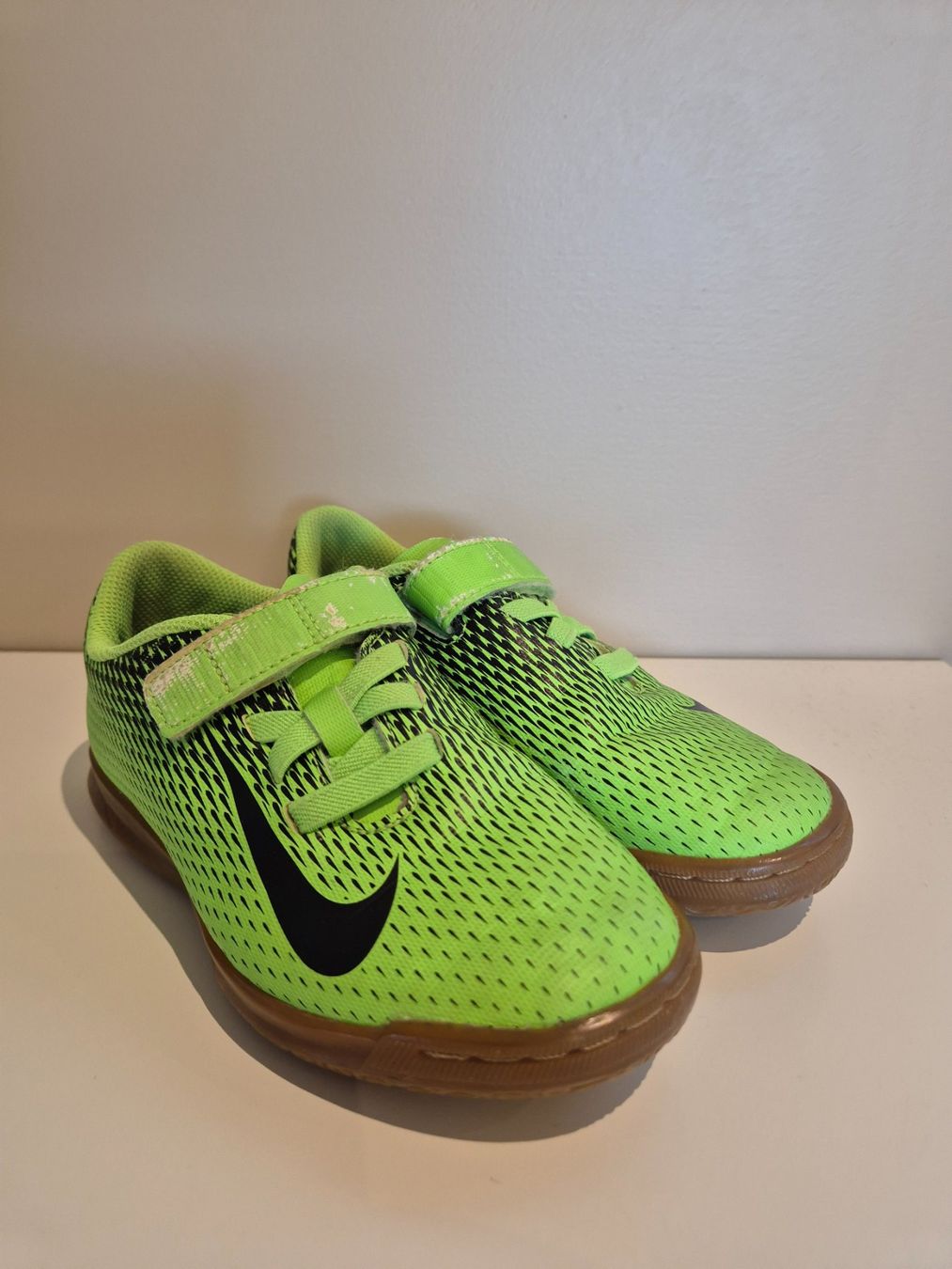 Nike Scarpe per ragazzi: Turnschuhe leuchtgrün, NIKE, Gr. 30 – Usato da Dietikon venduto da grafad