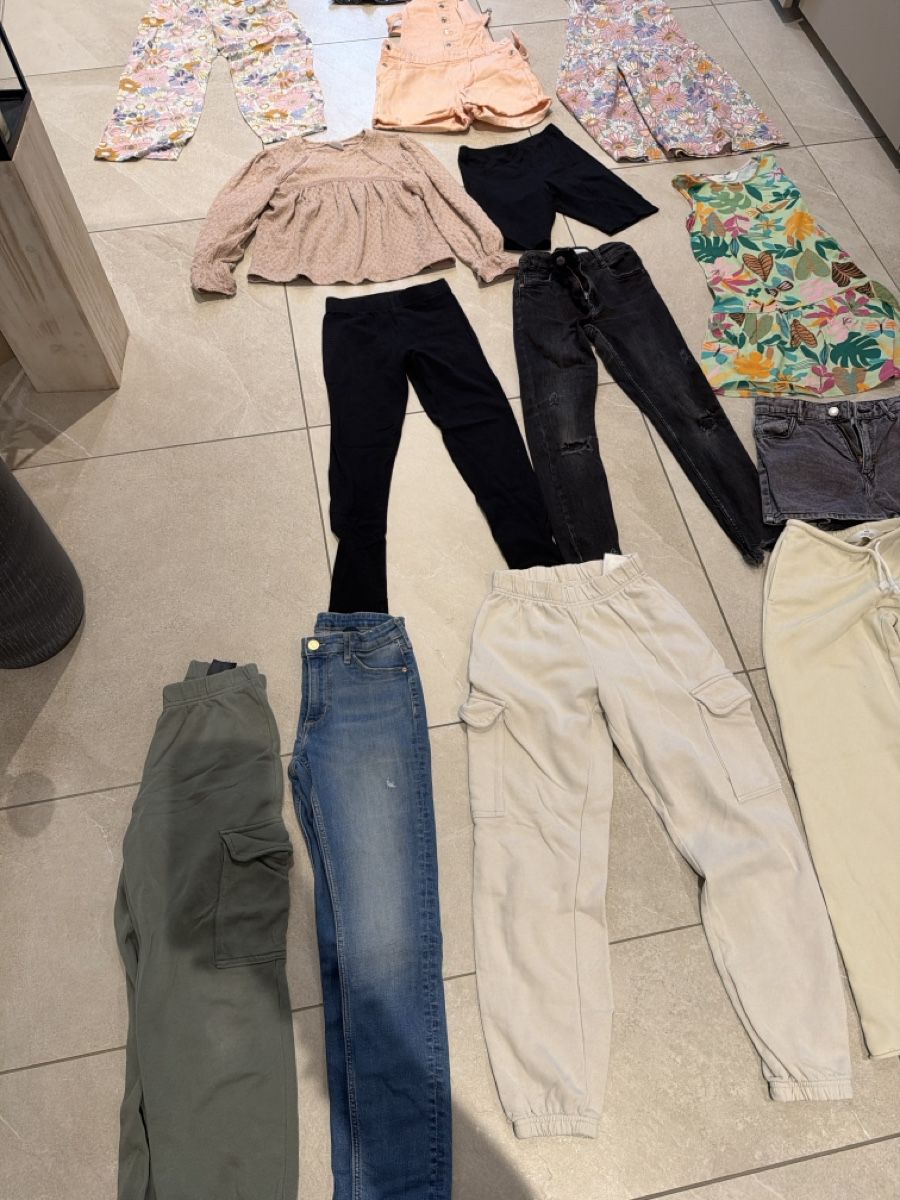 H&M Kleiderpakete & -sets: kleiderpaket 134/140 – Neu (gemäss Beschreibung) aus Muhen von Guess1802 2