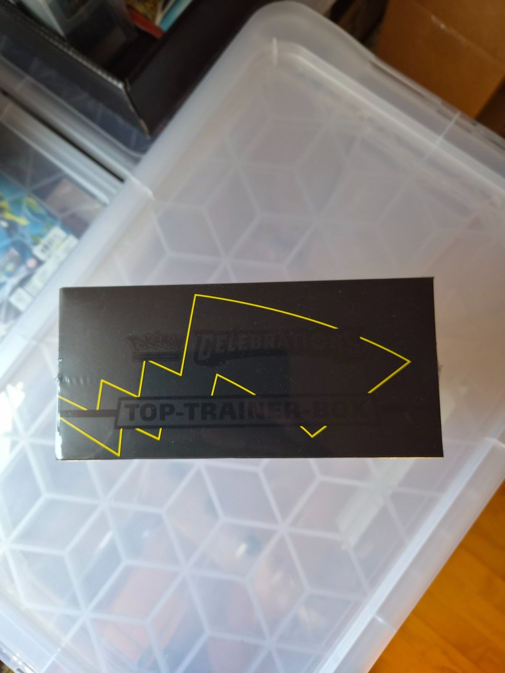 Pokémon Carte collezionabili: Pokémon Celebrations ETB 25th Anniversary – sealed – Nuovo (secondo la descrizione) da Sisseln AG venduto da schenk-figuren 4