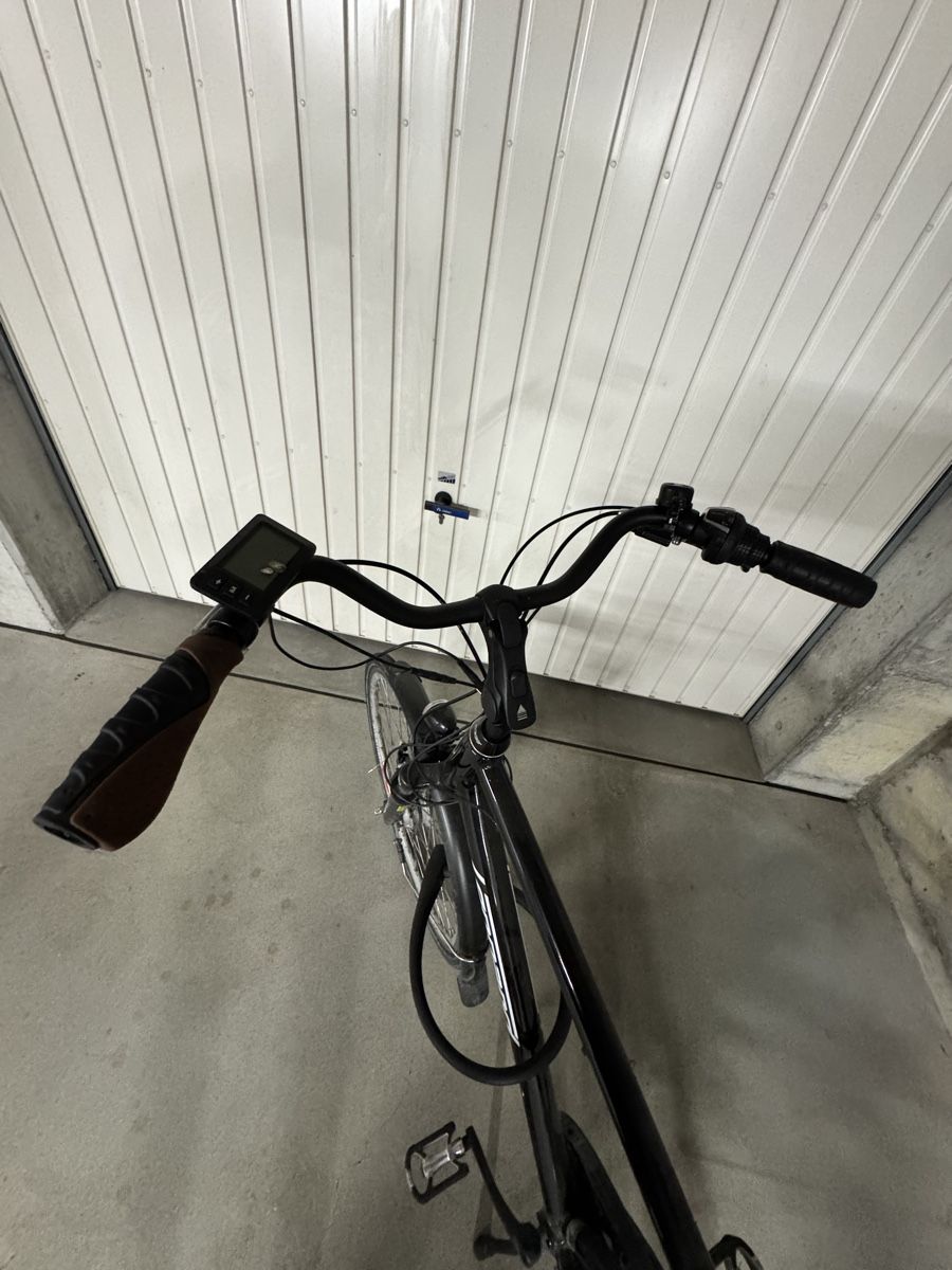 Leopard Biciclette: Elektro Velo Leopard schwarz gebraucht mit Akku – Difettoso da Küttigen venduto da B-Man 6