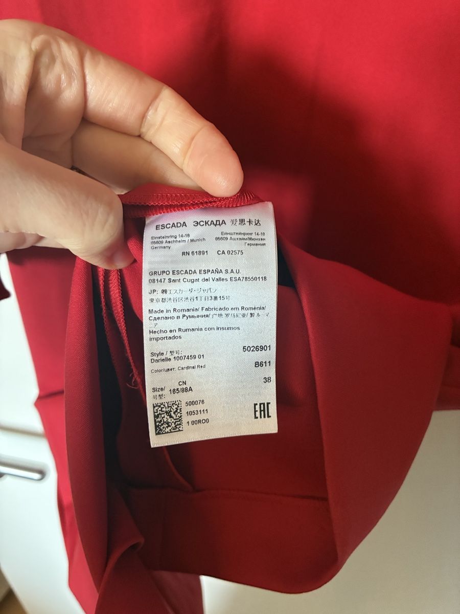 Escada Vestiti: Rotes Escada Sport Kleid, Gr. 38  – Usato da Wädenswil venduto da Gilmored83 3
