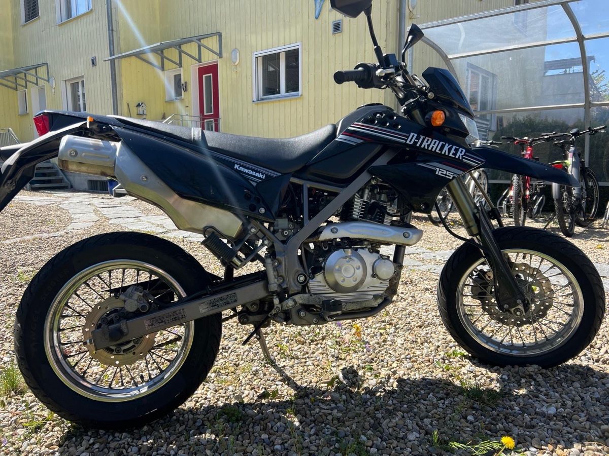 Strada: Kawasaki D-Tracker 125 – Usato da Willisau venduto da roelli6997