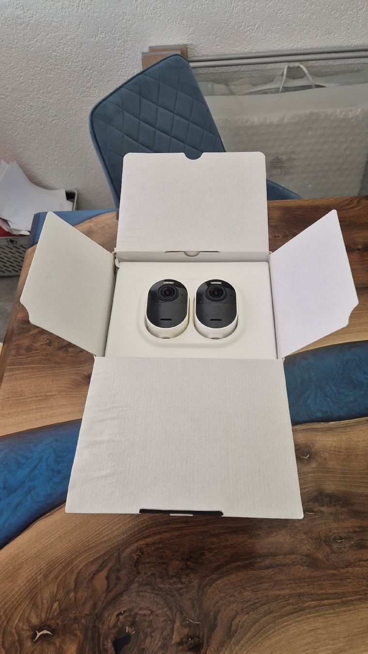 Arlo Webcams: Arlo Ultra 2 Sicherheitskamera-Set – Gebraucht aus Malix von kie_99dm 1