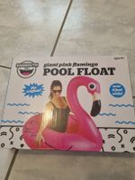 BIGMOUTH Pink Flamingo Schwimmreifen