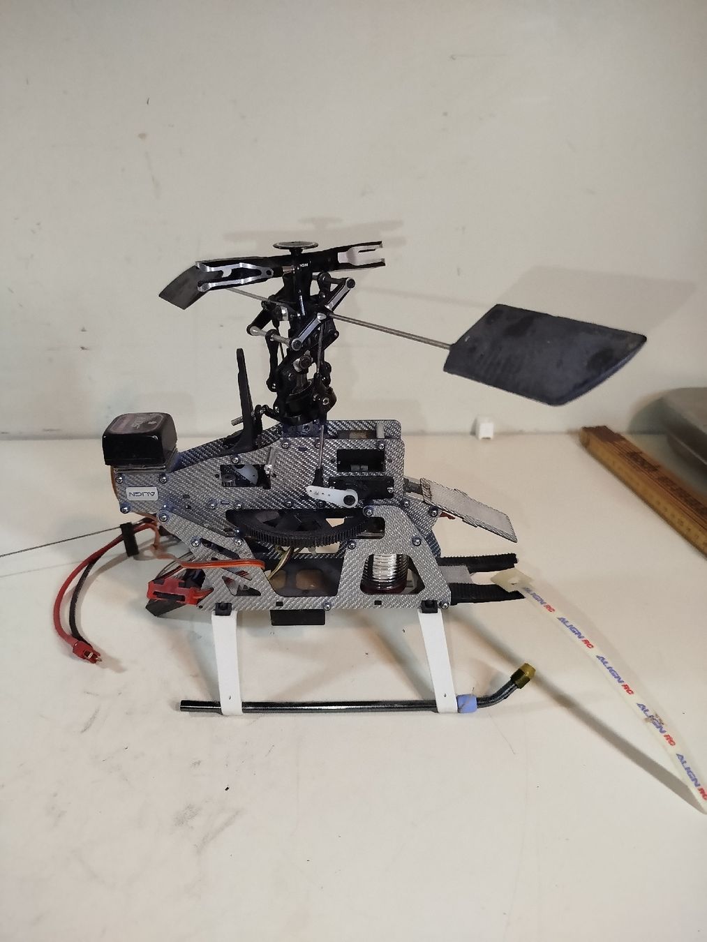 Align Modellismo RC: RC Dominator Helikopter (em24) – Difettoso da Künten venduto da Schnaepplihuus 1