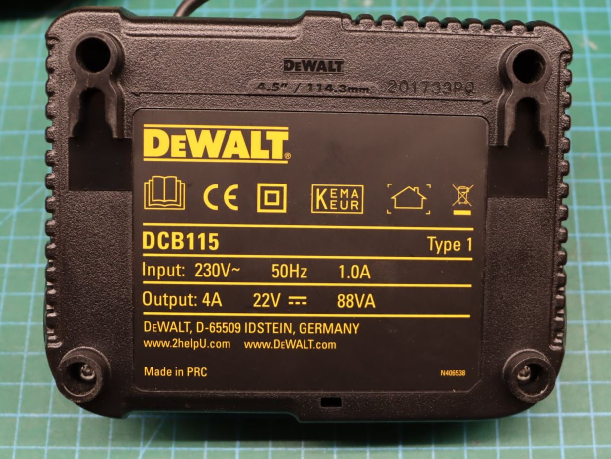 Dewalt Tutti gli attrezzi: DeWalt DCD785 Akkuschrauber Set – Usato da Emmetten venduto da Super008 2