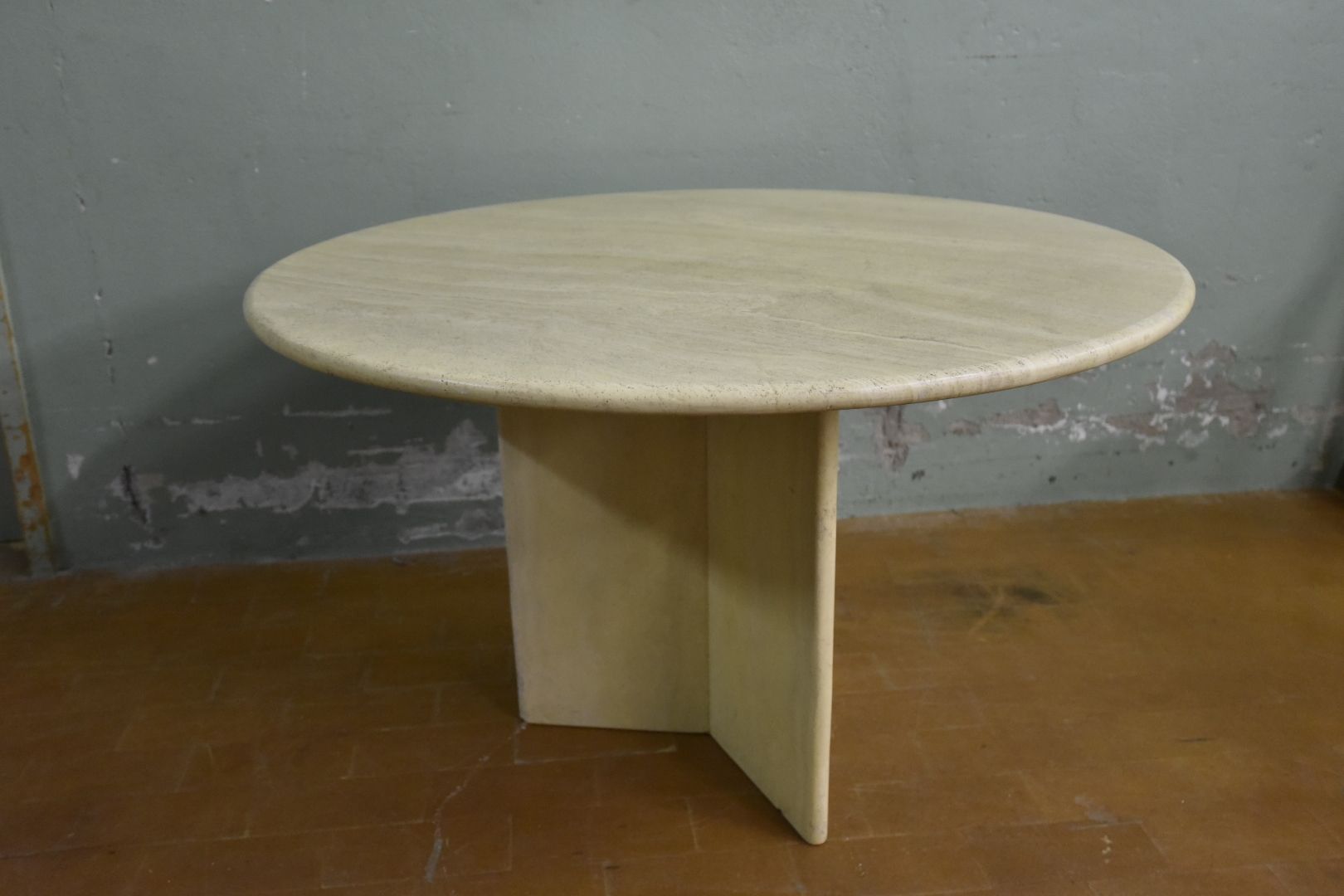 Tavoli: Designer Esstisch aus Travertin – Usato da Lichtensteig venduto da Usedinstorecom 1