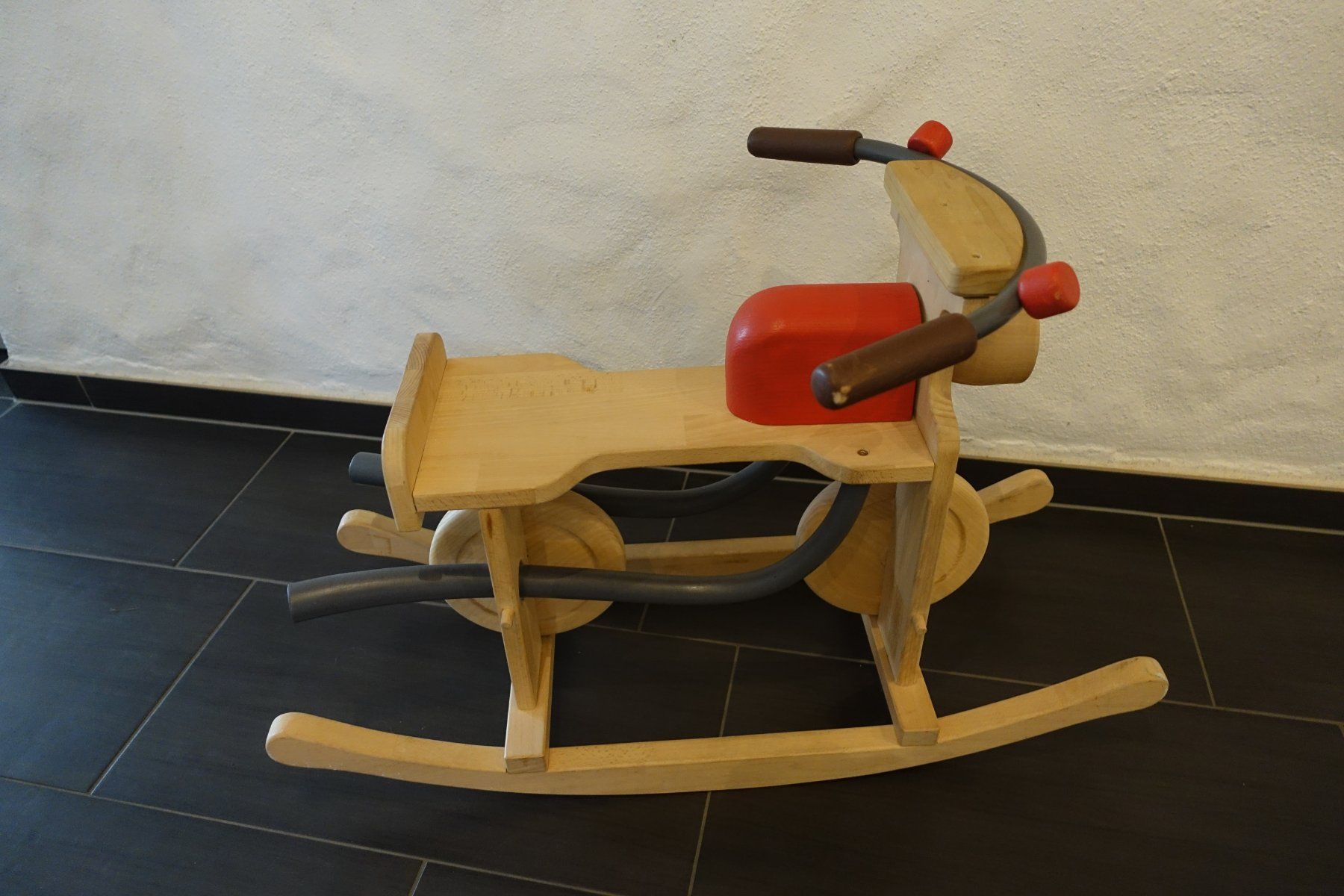 Sonstige Gartenschaukeln: Holz-Schaukeltöff – Gebraucht aus Belp von Mazarron58