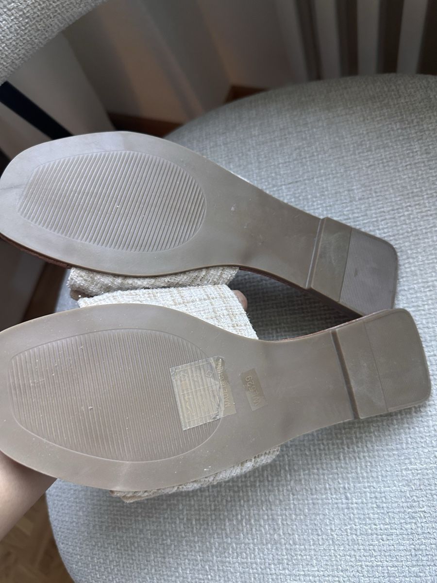 Chaussures femmes: Ungetragene Tweet Pantoletten Gr. 39 – Neuf (Voir description) à Zürich par Chez_Dali 1