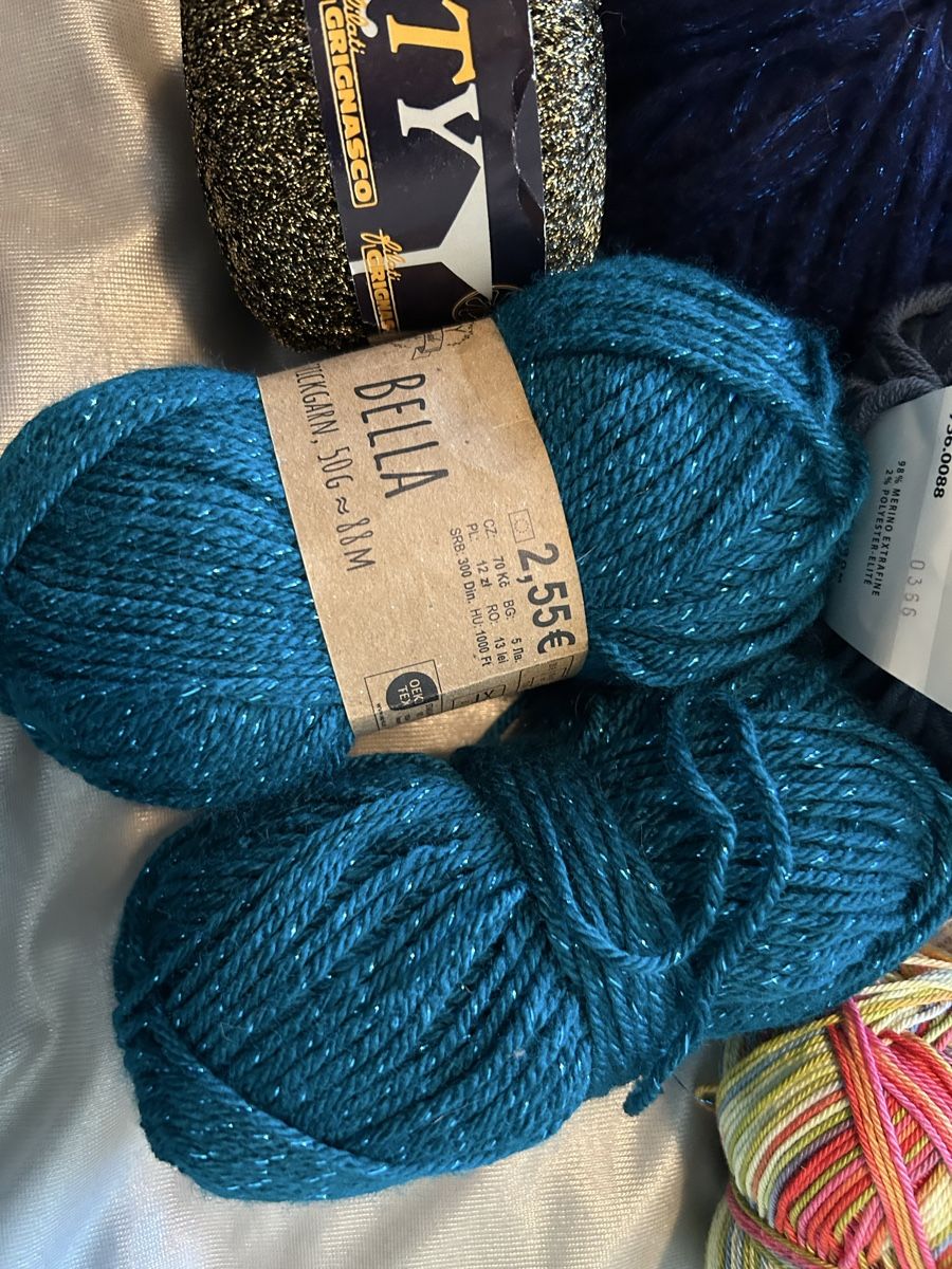 Lana: ***18 kunterbunte Wollknäuel*** – Usato da Winterthur venduto da stella67 7