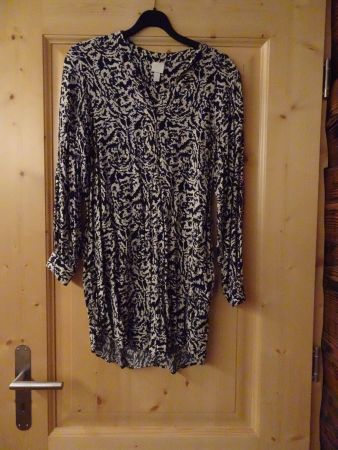 Schwarz-weisses Viskose Kleid von H&M Gr. XS/34 - 260347