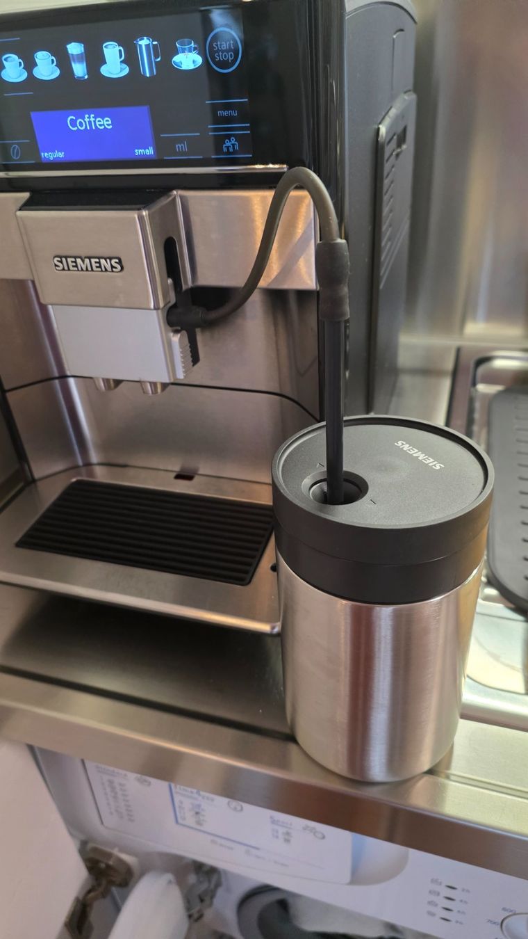 Siemens Kaffeemaschinen & Espressomaschinen: Siemens Coffee Machine EQ6 Plus extraKlasse (s700) – Gebraucht aus Geneva von tut_95td 5