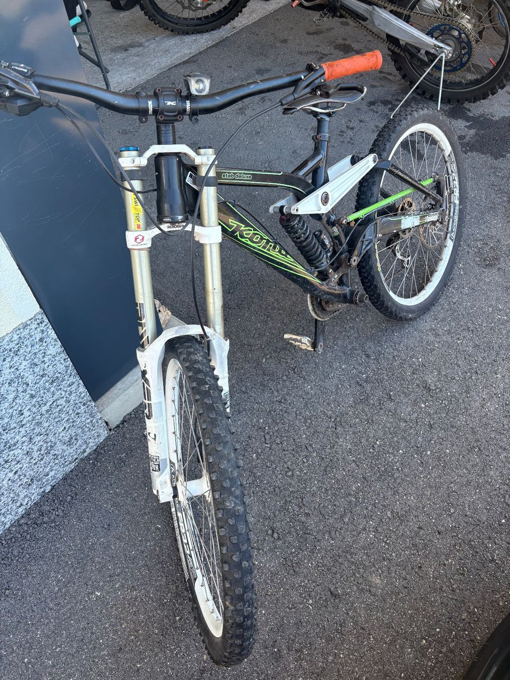 Velos: Downhill Bike – Gebraucht aus Quarten von ueg_ymr5 1
