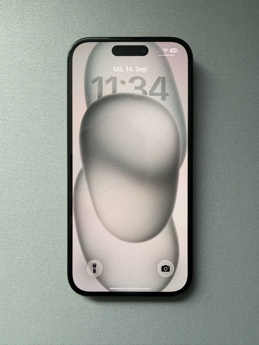 Apple Telefoni cellulari / Smartphones: IPhone 15, 128GB, Schwarz – Usato da Schaffhausen venduto da mat_gw88