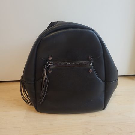 Edler Kunstleder-Rucksack, 1x getragen