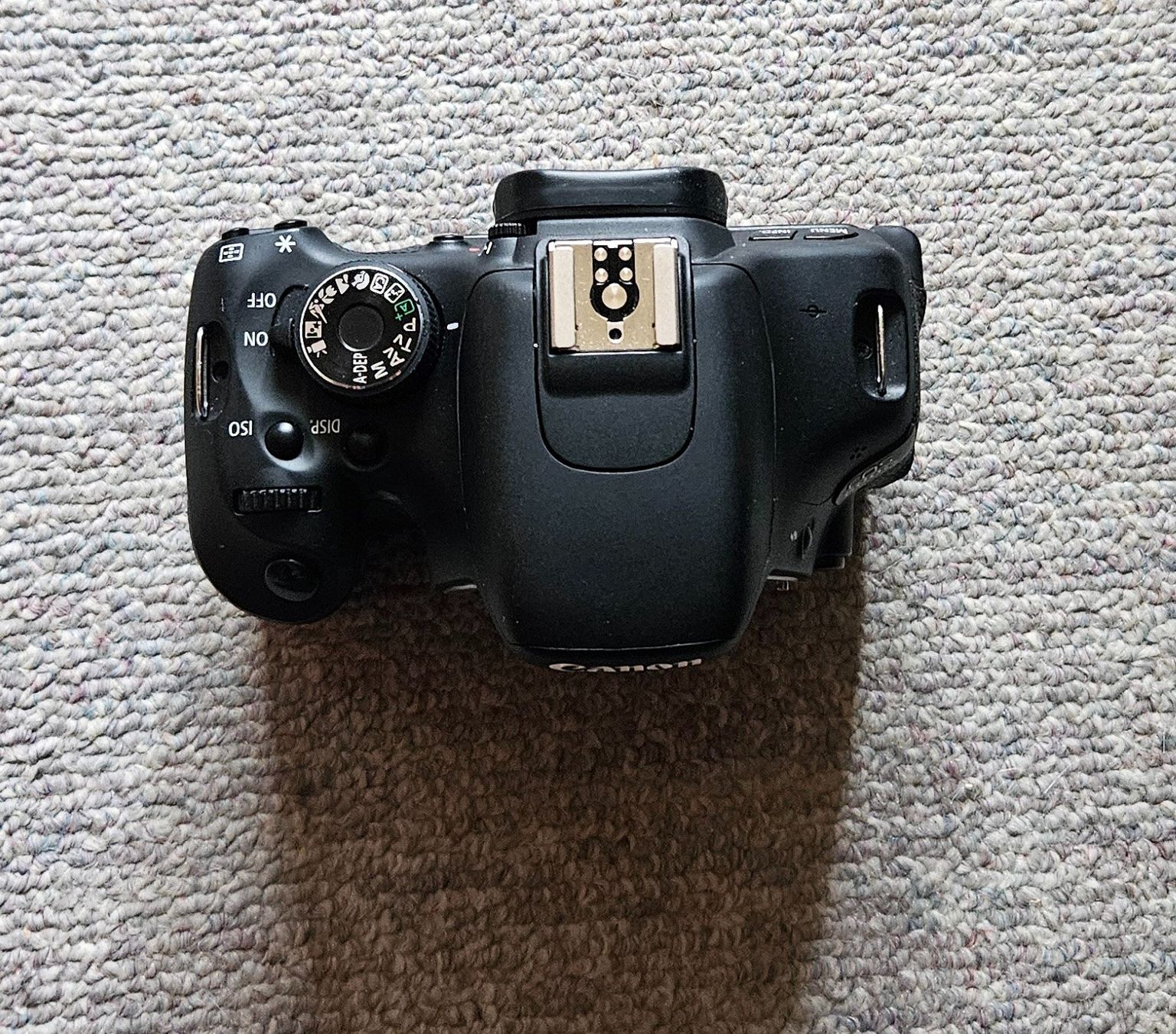 Canon Fotocamera: Canon EOS 600D und Zubehör – Usato da St.Gallen venduto da Bermuda 2