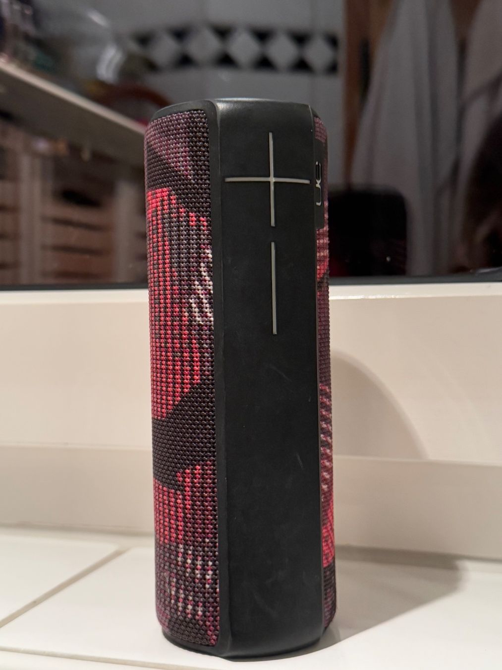 Ultimate Ears Casse acustiche: UE BOOM twilight magenta – Usato da St. Gallen venduto da lay_zy99 1