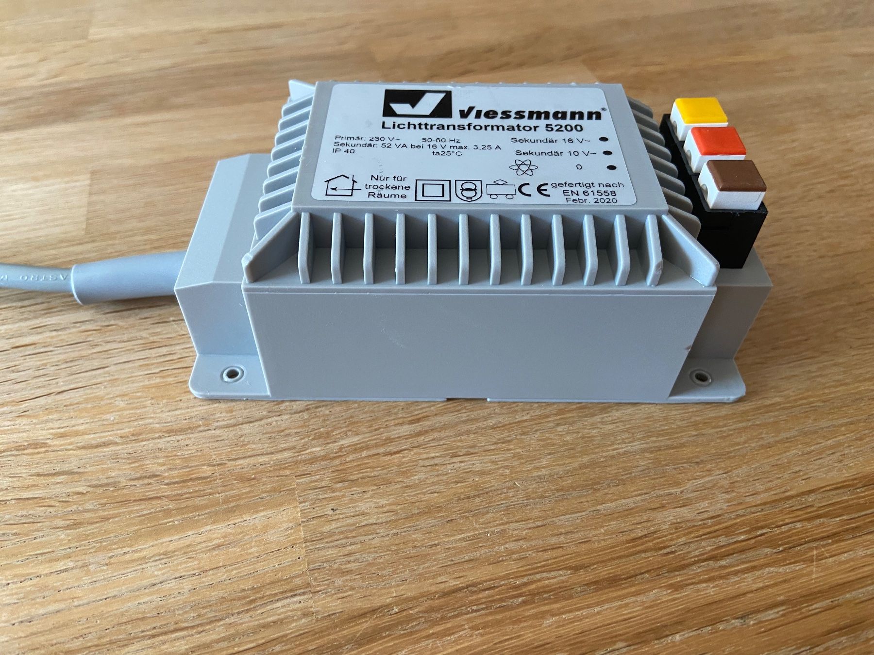 Viessmann Modellini di ferrovie: Viessmann Lichttransformer 5200 52 VA, 10V / 16V – Usato da Basel venduto da Relaphe 2