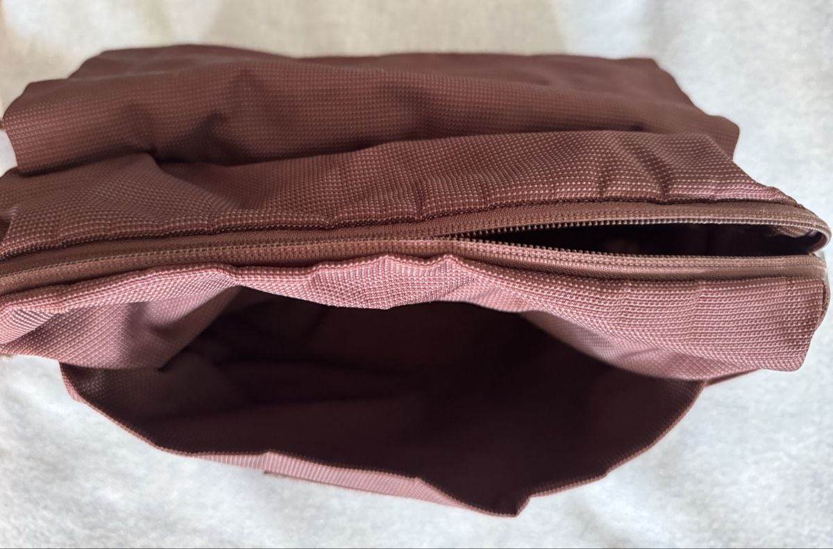 Taschen für Damen: MANDARINA DUCK MD20 Umhängetasche Polyester braun – Gebraucht aus Saas-Fee von omn_5qkz 4