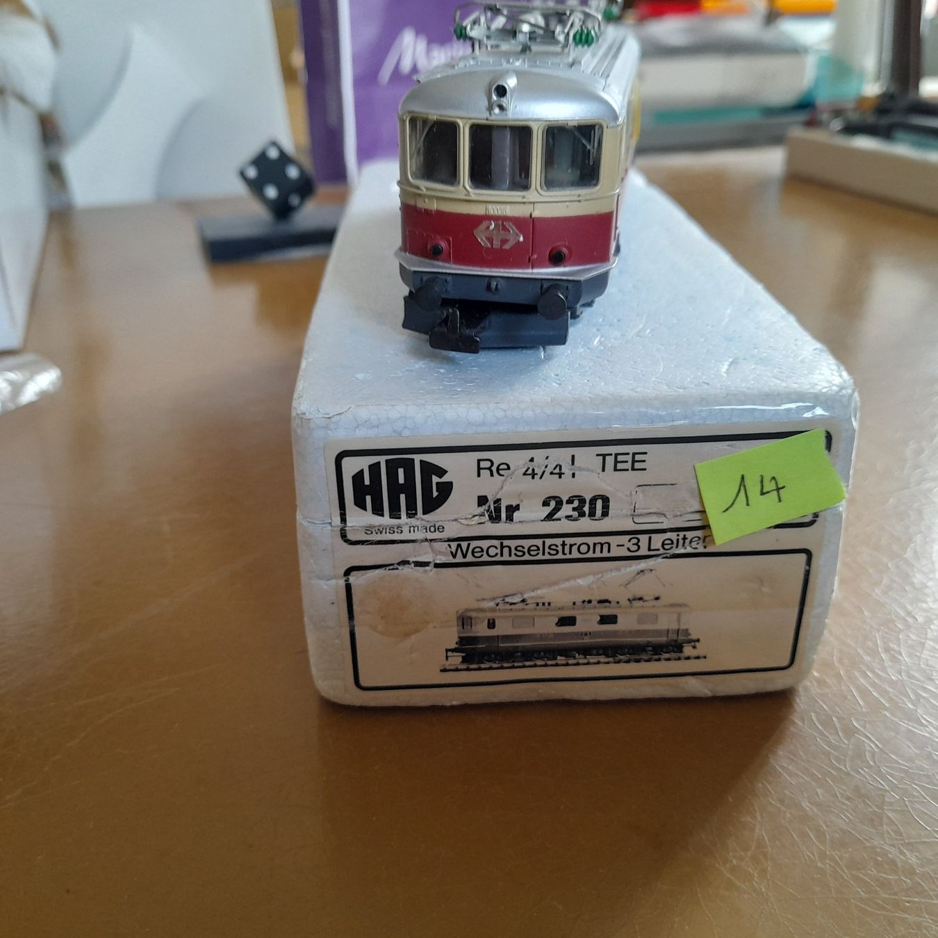 Märklin Modellini di ferrovie: Locomotive CFF Re 4/4 TEE – Usato da Auvernier venduto da gandalf08 6