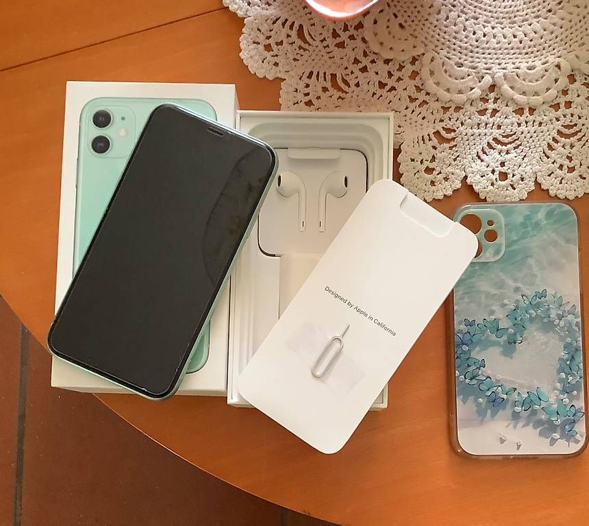 Apple Telefoni cellulari / Smartphones: Iphone 11-64 gb, completo , perfetto – Usato da Morbio Inferiore venduto da udry65