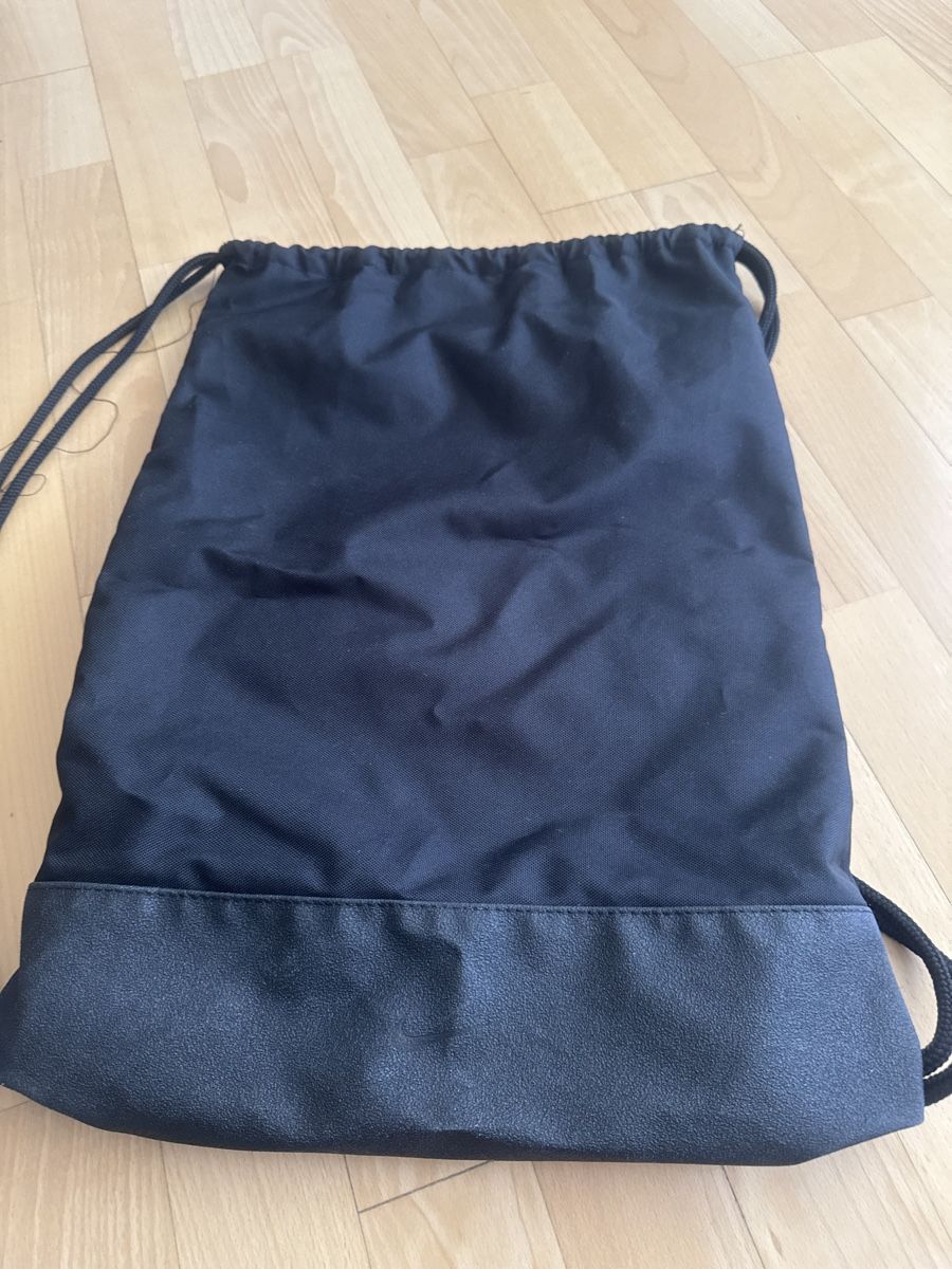 Nike Sporttasche schwarz Turnbeutel Rucksack Beutel neuwerti (D