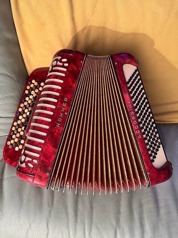 Musikinstrumente: Harmonika Hohner – Gebraucht aus Zürich von Cibin 1