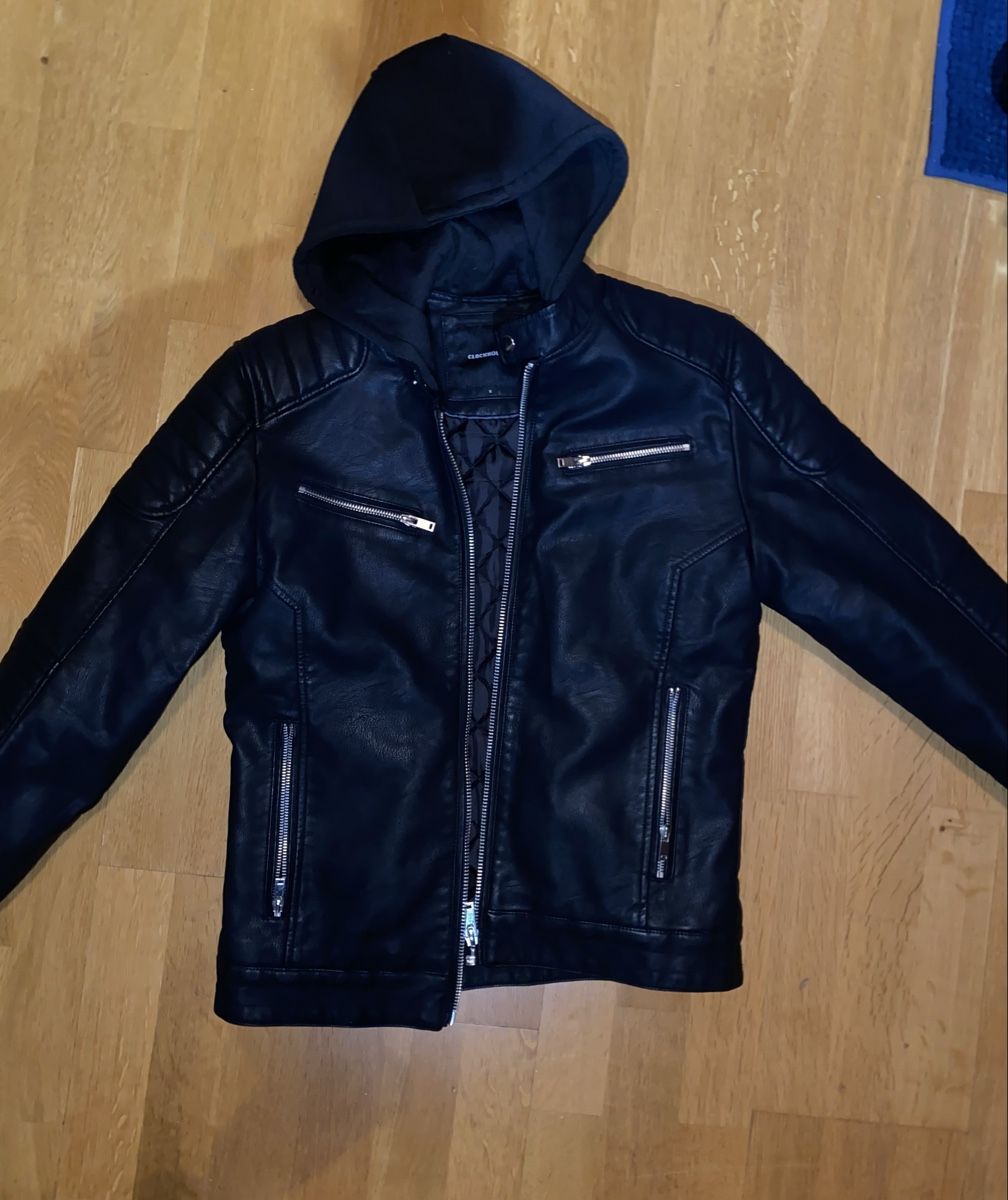 Giacche: Coole schwarze Lederjacke – Nuovo (secondo la descrizione) da Muttenz venduto da ala_7c7n