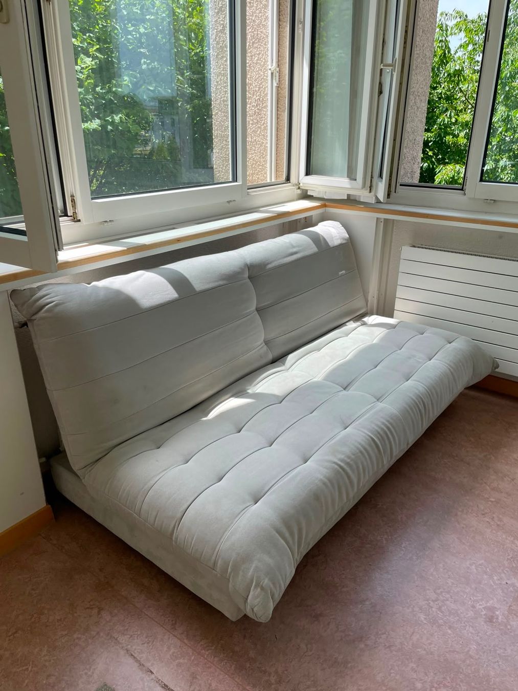 Divani: Schlafsofa hellgrau guter Zustand – Usato da Zürich venduto da annabrouver 2