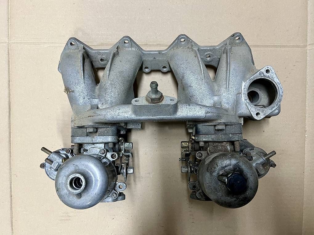 Triumph Tutti pezzi di ricambio auto: Triumpf Dolomite Sprint Einlasskrümmer – Usato da Gontenschwil venduto da lot_qxr9 4