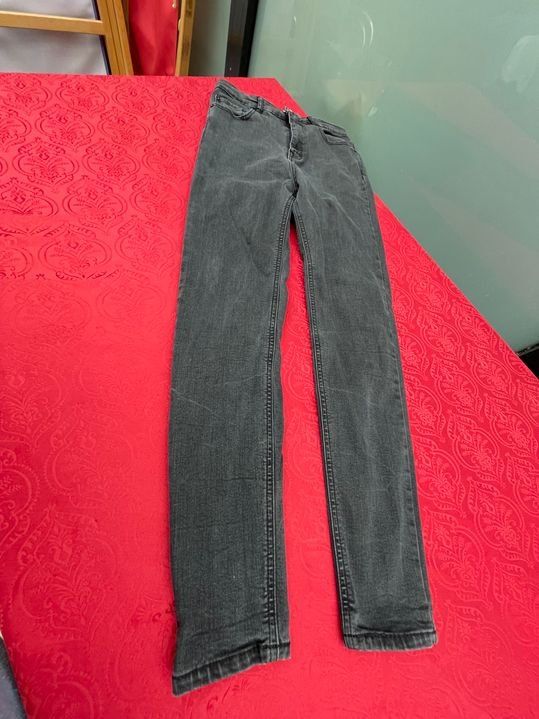 Pull&Bear Jeans: Damen Jeans Hose schwarz Pull & Bear 38 – Gebraucht aus Bergdietikon von antovale