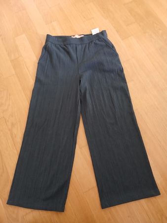Schicke Culotte Hose Gr 36/32 Sommerhose leicht & luftig