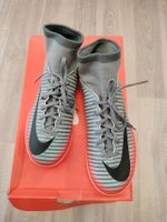 Nike CR7-Hallenschuhe Gr. 35.5, neu und ungetragen