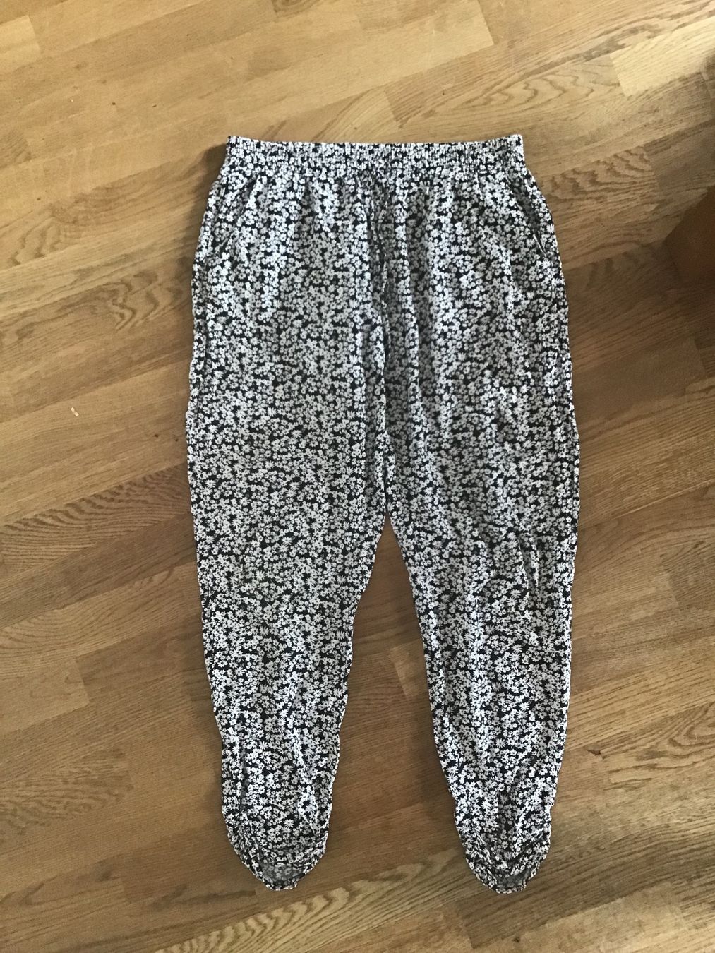 Pantaloni: Sommerhose Gr. L... – Usato da Uetendorf venduto da Koh0
