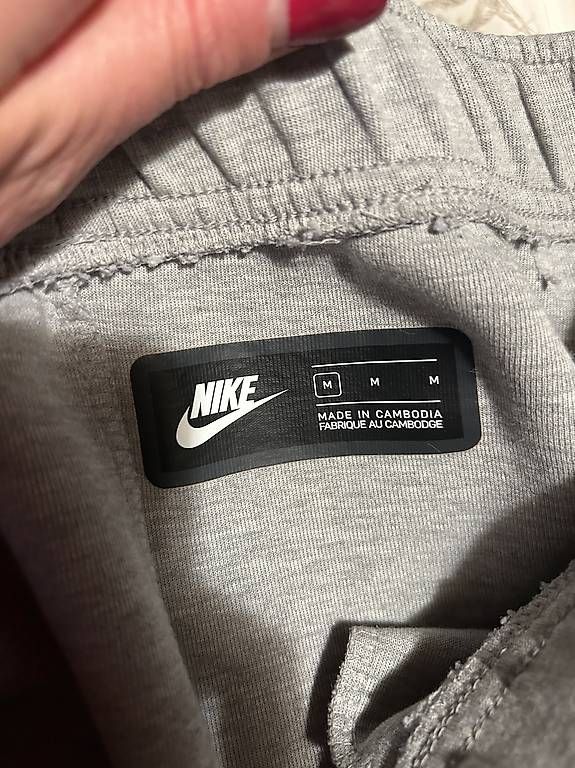 Hosen: Nike Tech – Gebraucht aus magliaso von rossella17 2