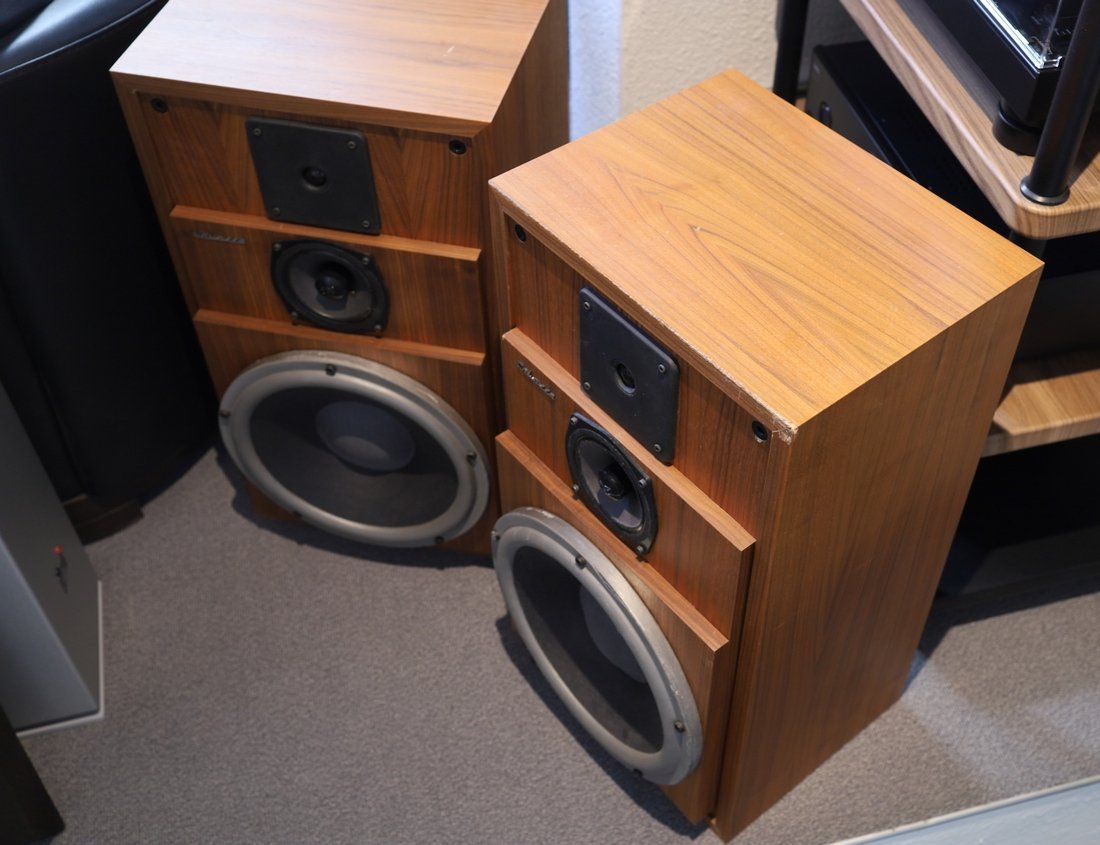 Cabasse Lautsprecher: Cabasse Sloop M2 mit starken Gebrauchsspuren.... – Gebraucht aus Luzern von Hifipro 2