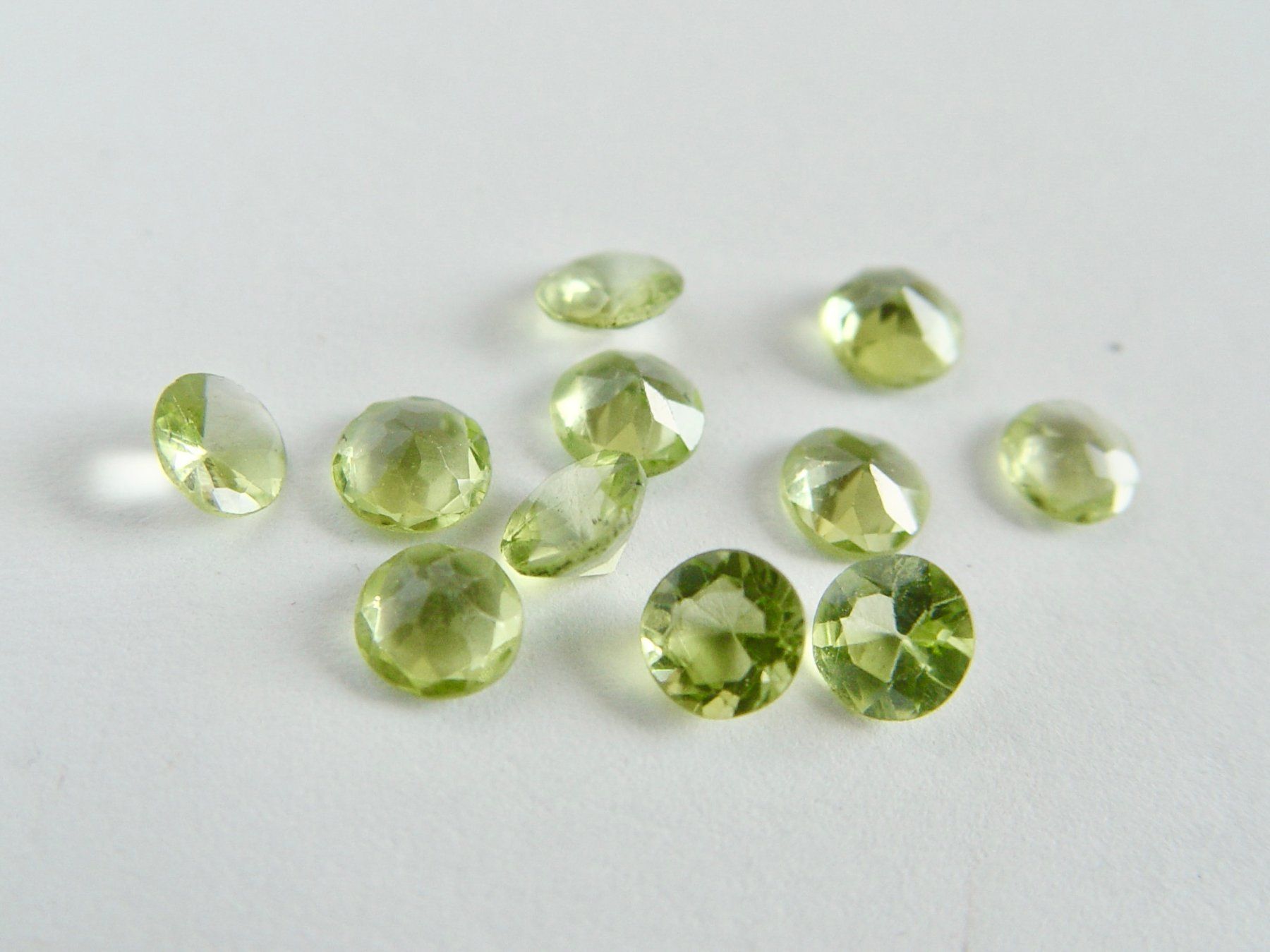 Edelsteine: Peridot, Lot von 5ct – Gebraucht aus Henggart von elsternwerk