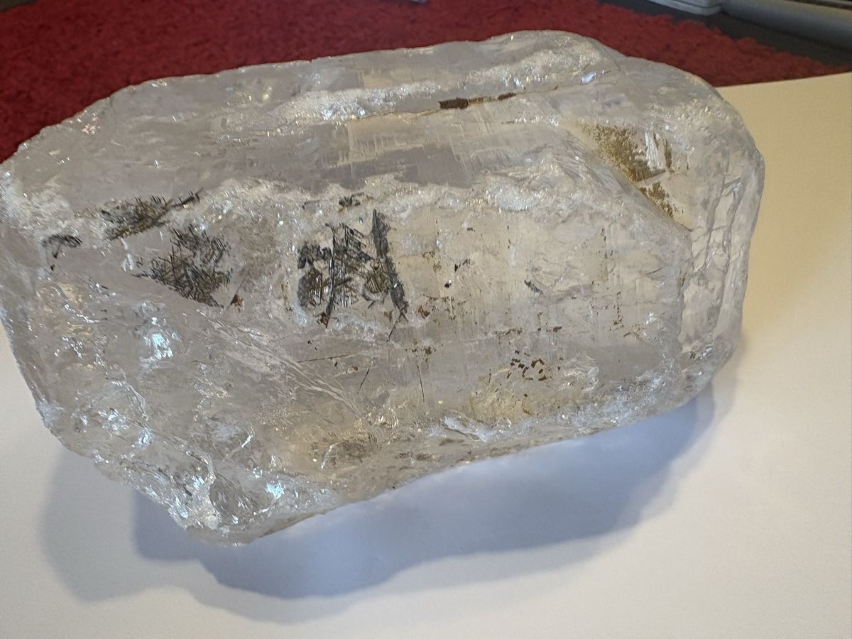 Minerali & Pietre curative: Bergkristall 1,111kg Wallis – Usato da Murten venduto da Tzaugg 3