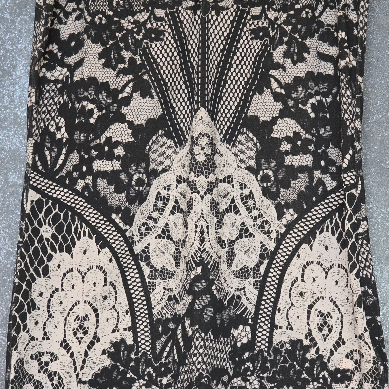 Marc Cain Tops: 🐸 MARC CAIN TOP MIT SPITZENPRINT 38 – Neu (gemäss Beschreibung) aus Môtier (Vully) von Frogs 3