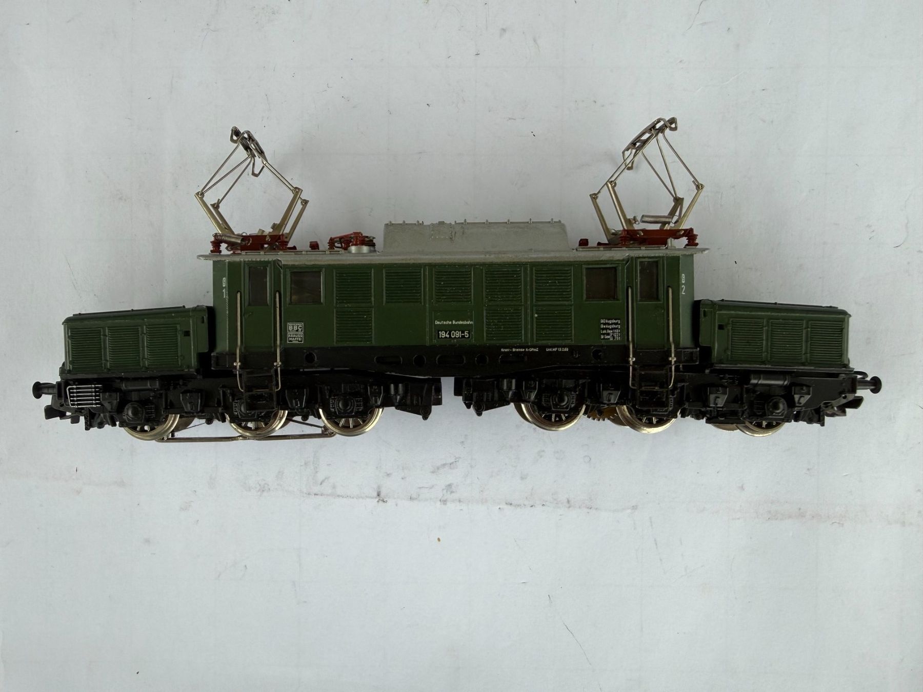 Märklin Modellini di ferrovie: Märklin 3322 BR 194 DB – Usato da Winterthur venduto da pascalCCS 4