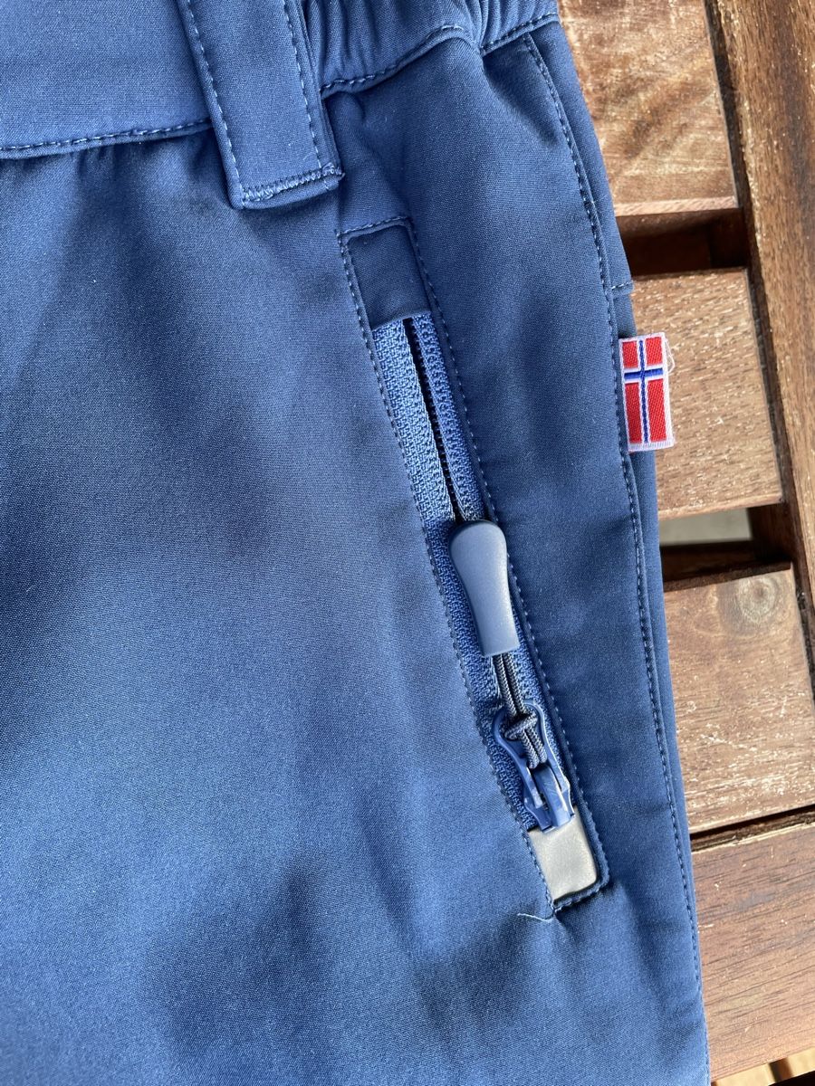 Trollkids Pantaloni: Trollkids Softshellhose Gr. 128, blau – Usato da Bern venduto da brup 2