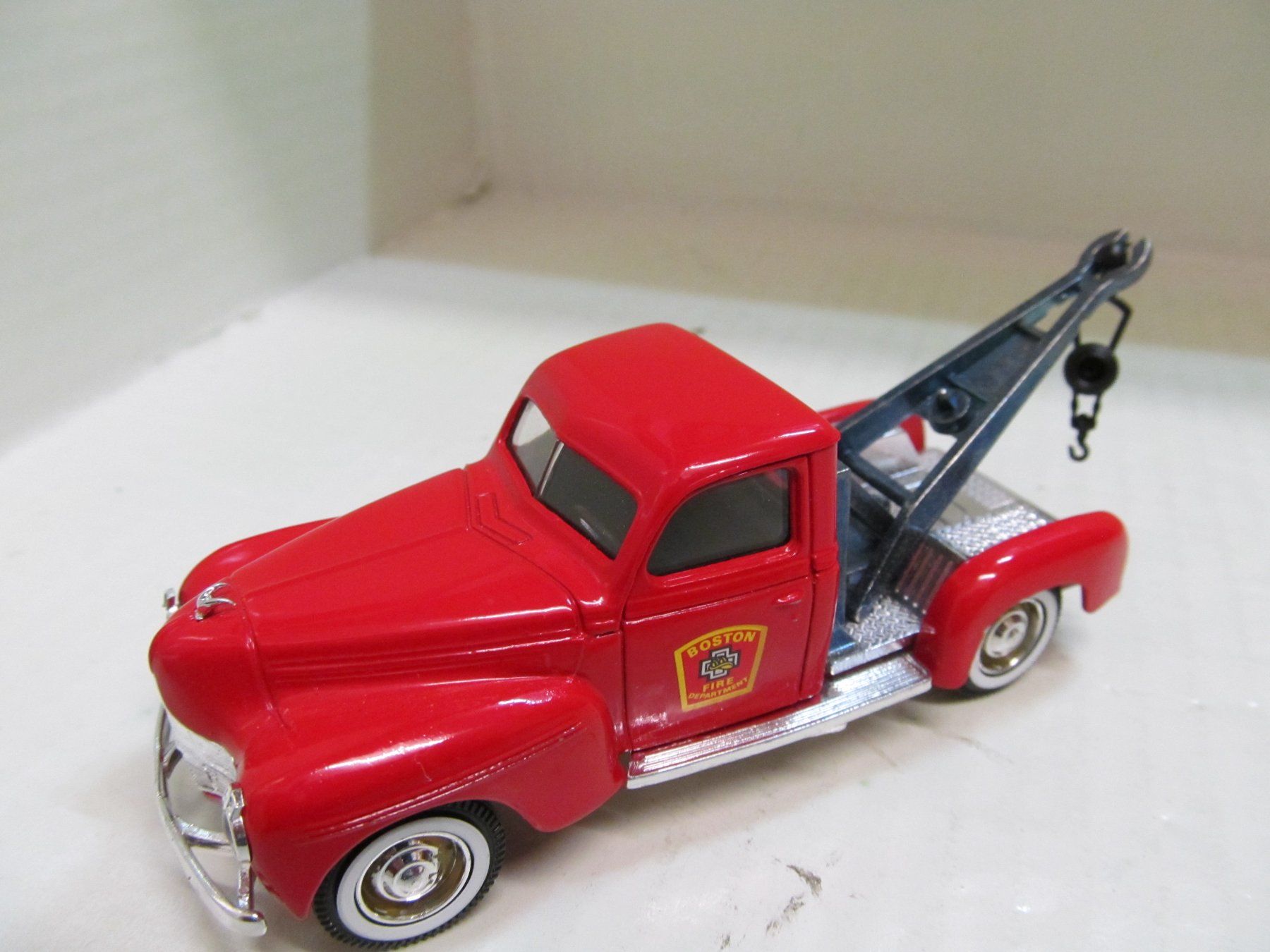 Dodge Modellini d'auto: DODGE ABSCHLEPPER  1940 BOSTON FIRE  SOLIDO  1:43 – Nuovo (secondo la descrizione) da Grueningen venduto da malamut56 2