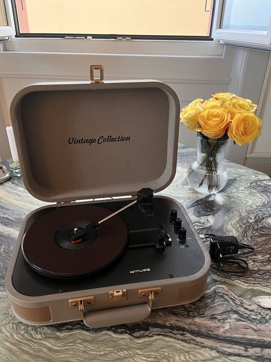Plattenspieler: Tourne disque Muse vintage collection  – Gebraucht aus Neuchâtel von cec_8mfp