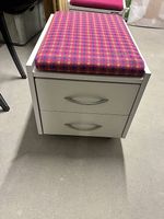 Schubladen Schrank