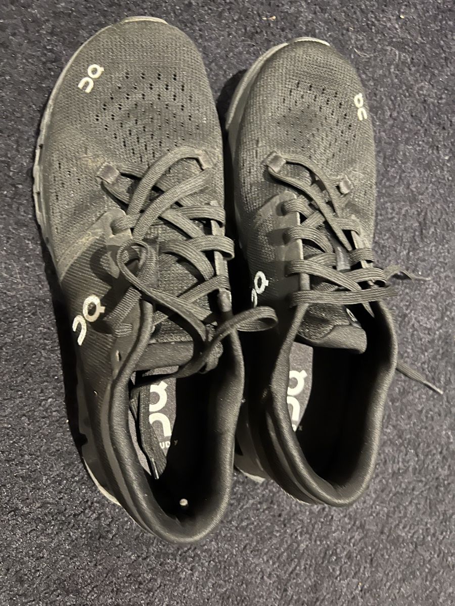 On Scarpe da uomo: On Schuhe Cloud X – Nuovo (secondo la descrizione) da Matzingen venduto da Bluamli 2