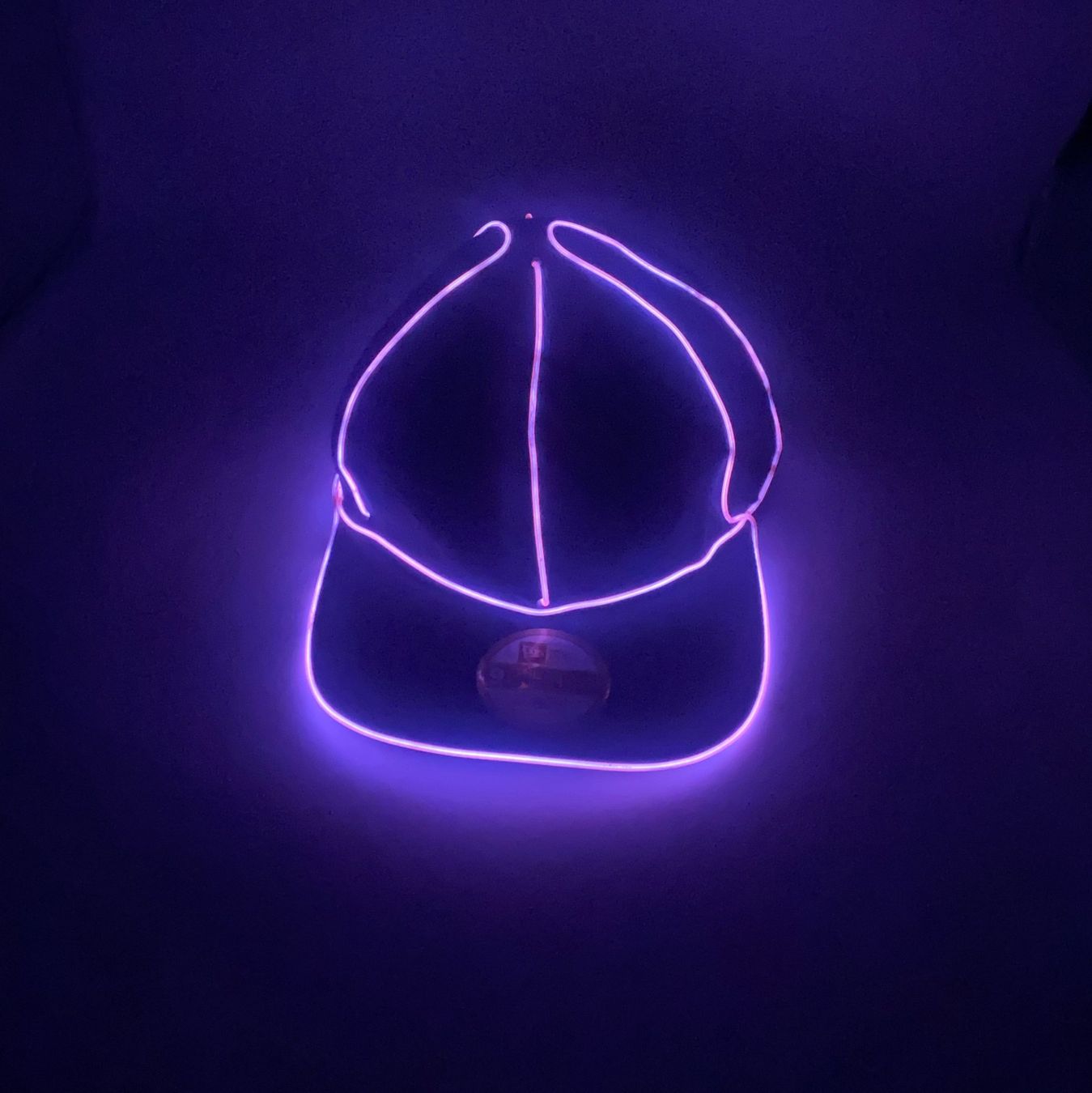 Copricapi, berretti & cappellini: Kappe mit LED-Beleuchtung, für Festivals oder Partys sunice – Usato da Ronco sopra Ascona venduto da liz_dbg6 5