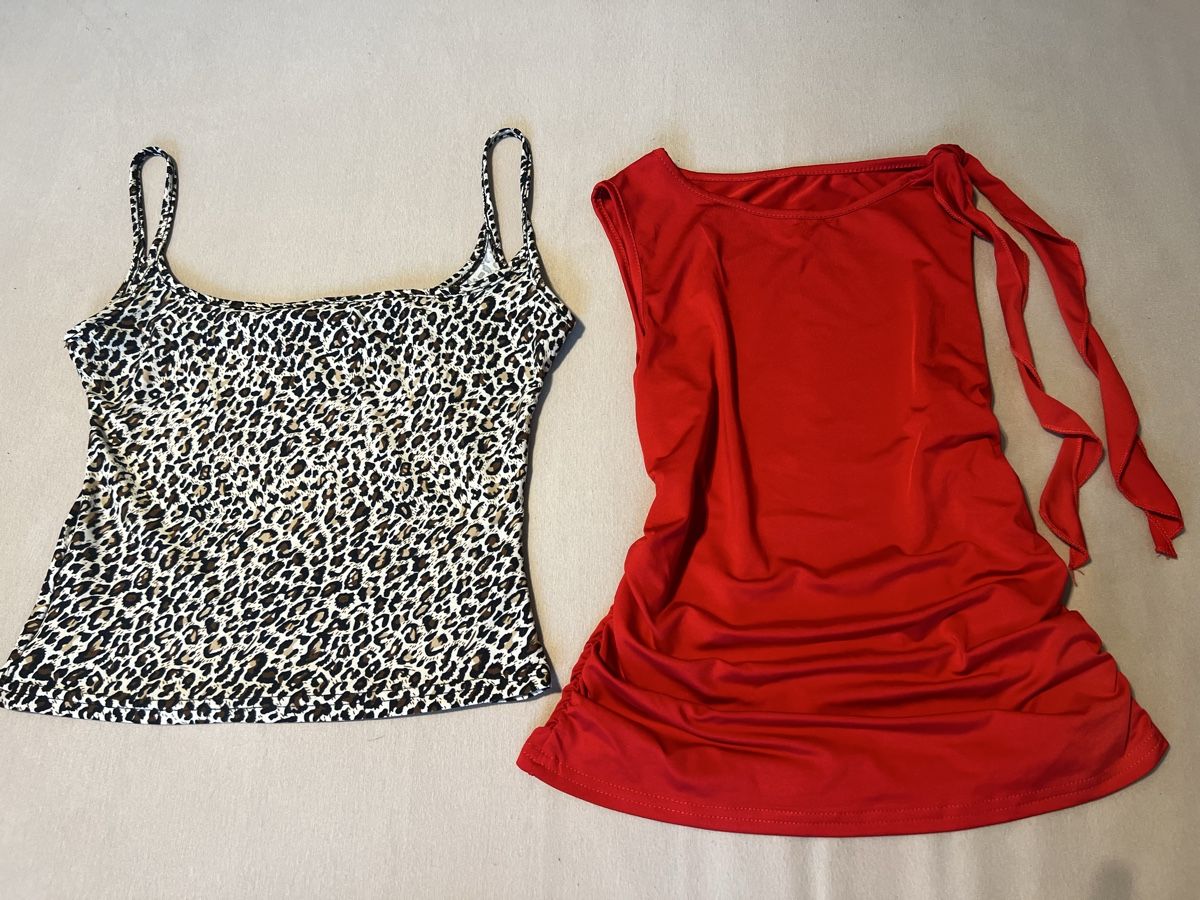 Shein Tops: Set aus 2 Tops Gr. S-M – Neuf (Voir description) à Hölstein par nursbeste