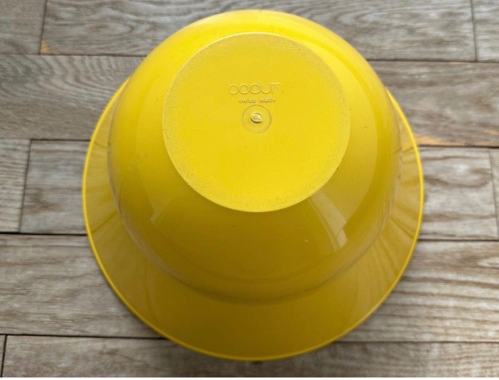 Bodum Ciotole: Vintage Bodumschüssel mit Tablett, Eidottergelb – Usato da Luzern venduto da Mamutpe 7
