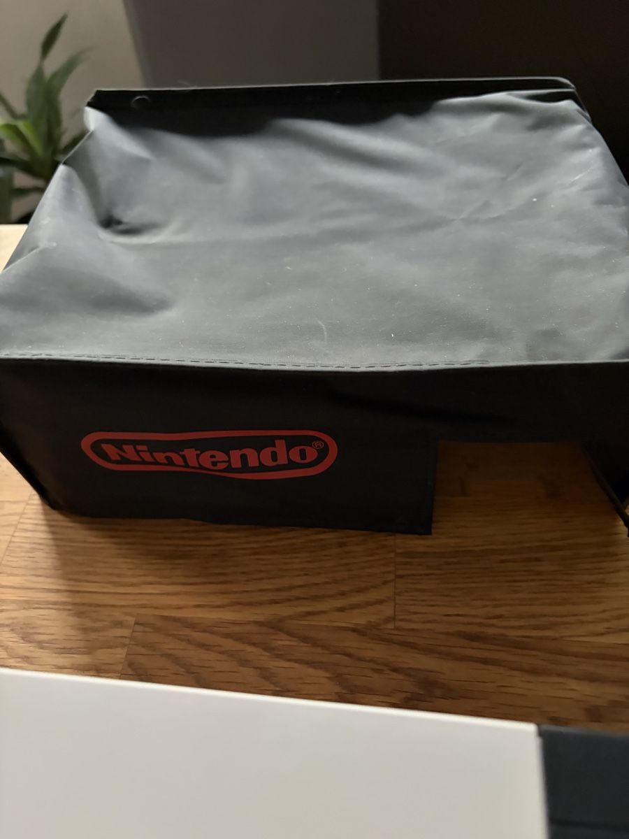 Nintendo Console: NES Konsole - 2 Controller - 1 Spiel - Top Zustand – Usato da Baden venduto da tob_t8gw 9