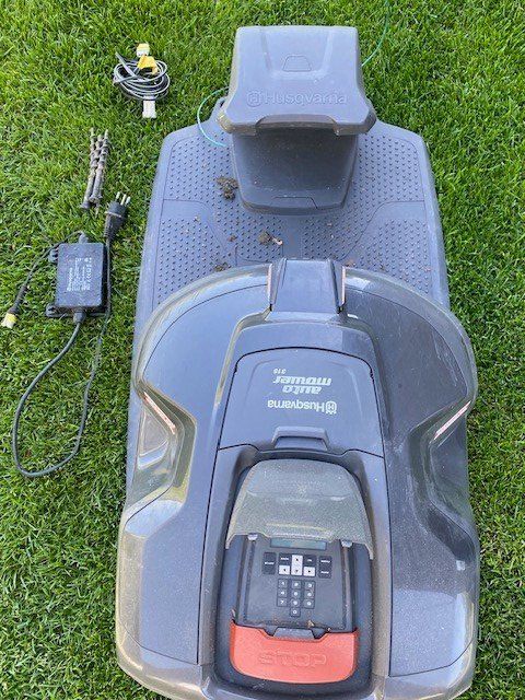 Husqvarna Tagliaerba: Rasenroboter Husqvarna 310 – Usato da Wetzikon ZH venduto da kunz2067 2